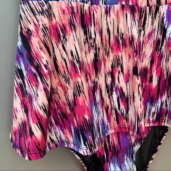 TORRID Mirage print skirted peplum one piece bathing suit, 1X. - Picture 5 of 8